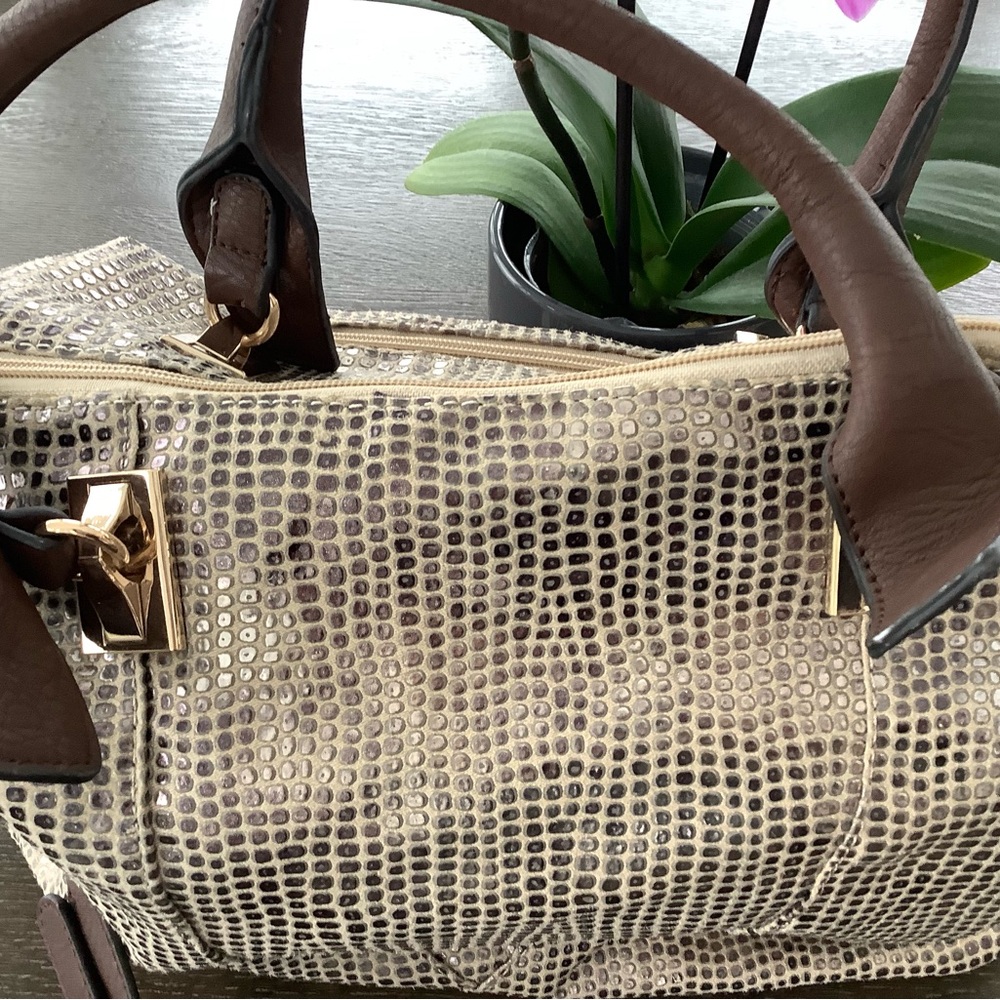 Crafted Textured Tote Bag with Brown Trim - Picture 2 of 5